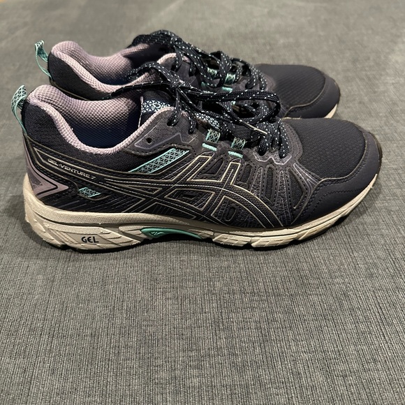 Women's sneakers - Picture 3 of 5